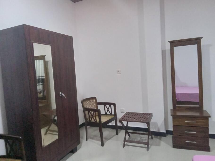 Sky Bloom Bed and Breakfast Homagama Esterno foto