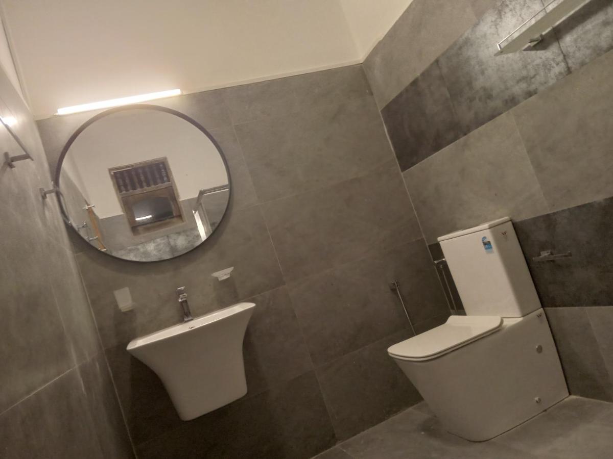 Sky Bloom Bed and Breakfast Homagama Esterno foto