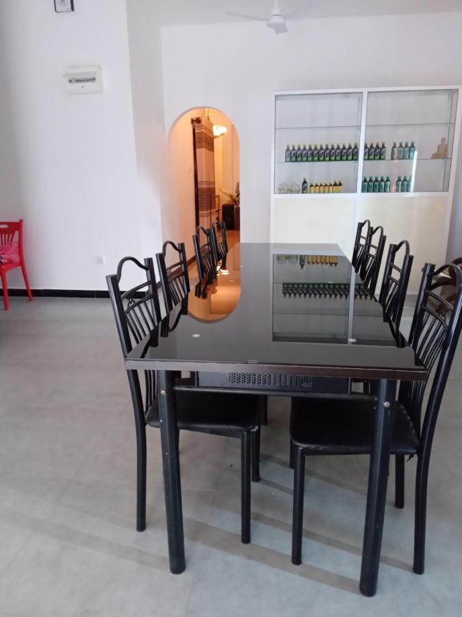 Sky Bloom Bed and Breakfast Homagama Esterno foto