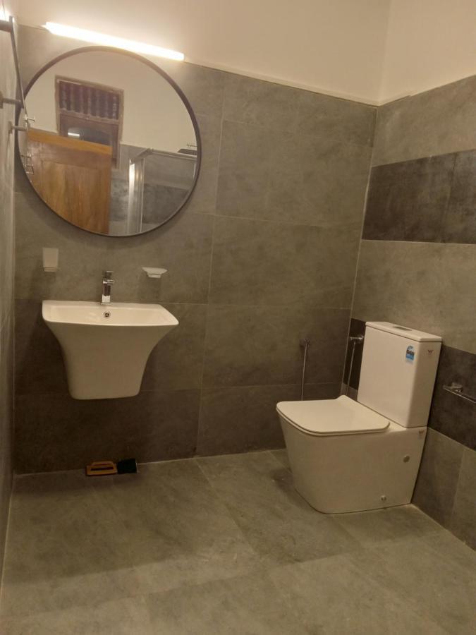 Sky Bloom Bed and Breakfast Homagama Esterno foto