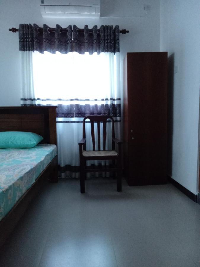Sky Bloom Bed and Breakfast Homagama Esterno foto